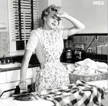 1950s-woman-ironing-via-letthedogseetherabbit-blogspot-com