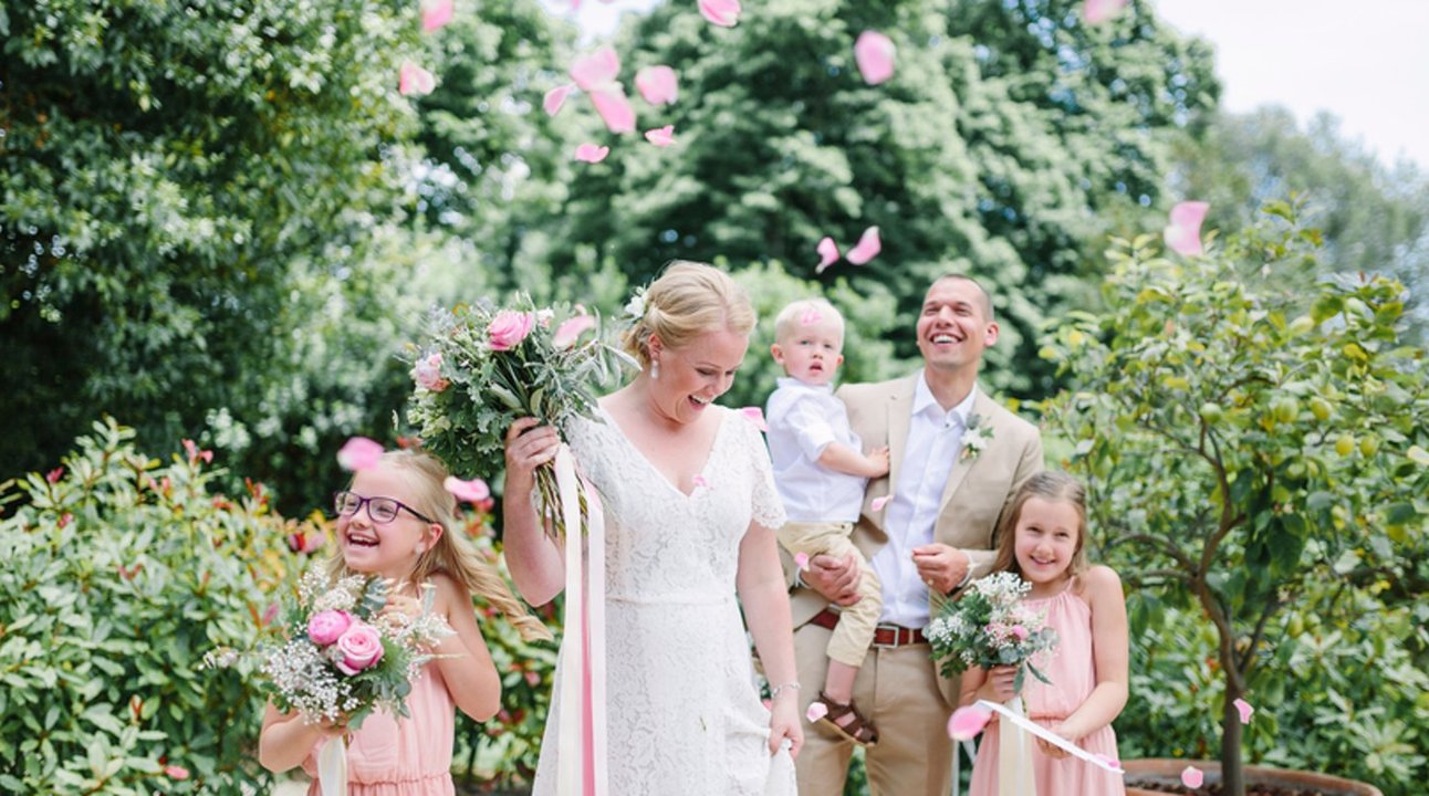Real_Weddings_-_Fr__hlingshochzeit_im_Familienkreis_-_Wedding_Photographer_Linda_Pauline_28